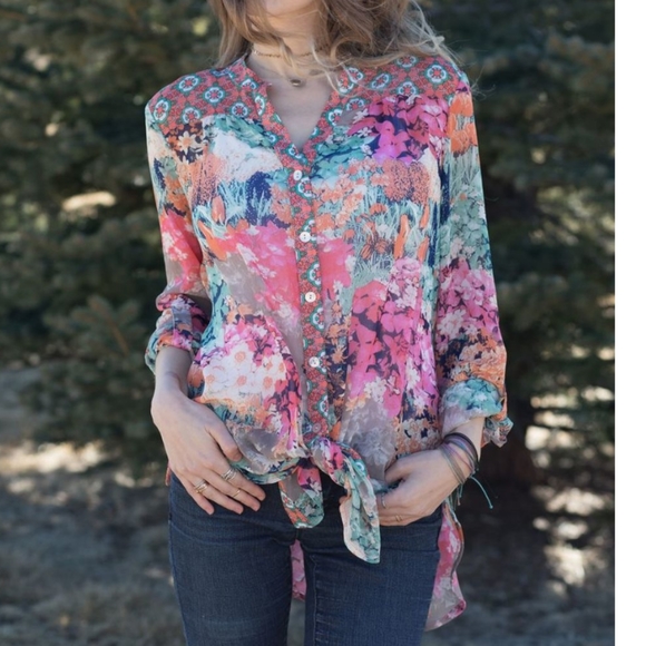Anthropologie Tops - Anthro Fig & Flower Boho Floral Long Sleeve M